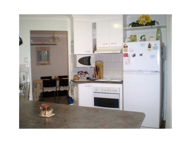 11 Sweetlip Court, Birkdale QLD 4159