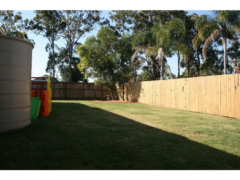 30a Pinelands Street, Loganlea QLD 4131
