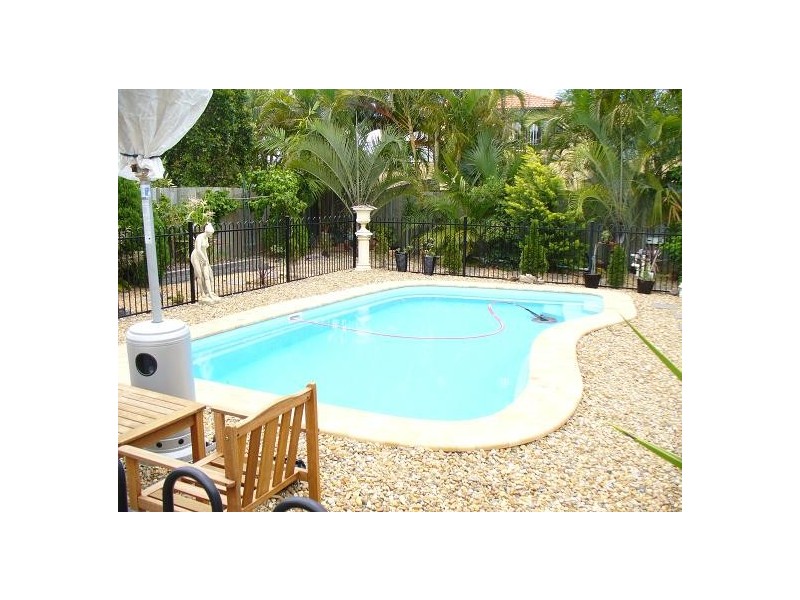 133 Avon Avenue, Banksia Beach QLD 4507