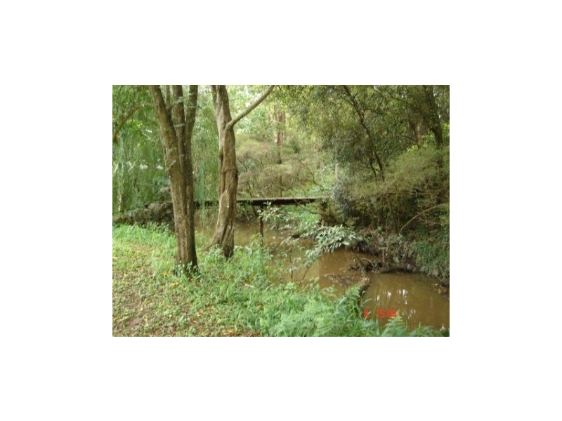 21 Bell Road, Glass House Mountains QLD 4518