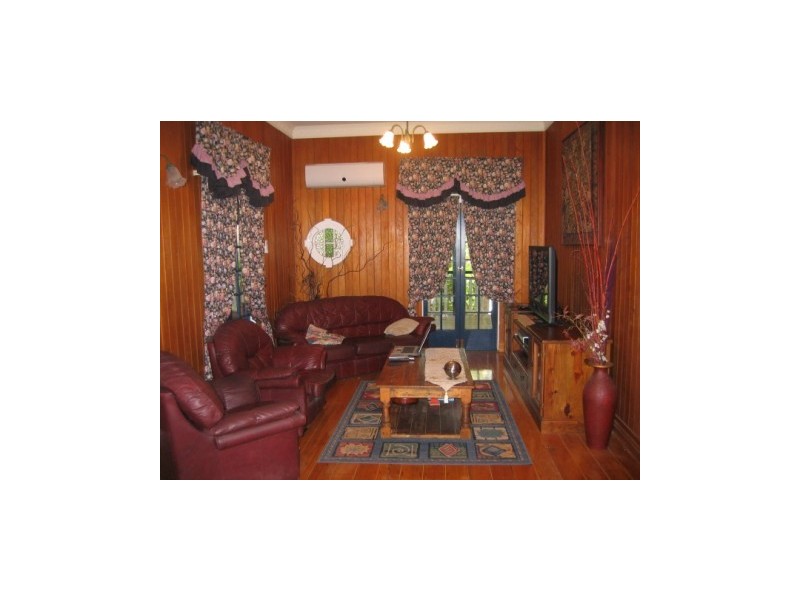 21 Bell Road, Glass House Mountains QLD 4518