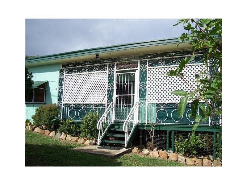 3 Clarence Street, Mount Morgan QLD 4714