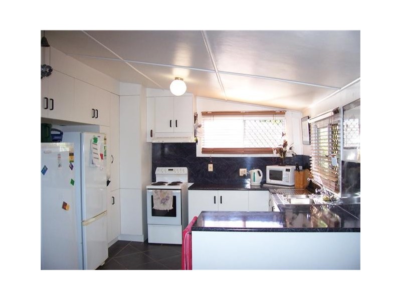 3 Clarence Street, Mount Morgan QLD 4714
