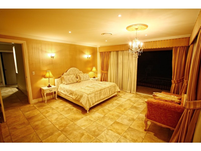 16 Warwick Lane, Samford QLD 4520