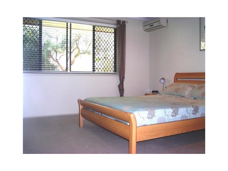 23 Curlew Crescent, Burleigh Waters QLD 4220