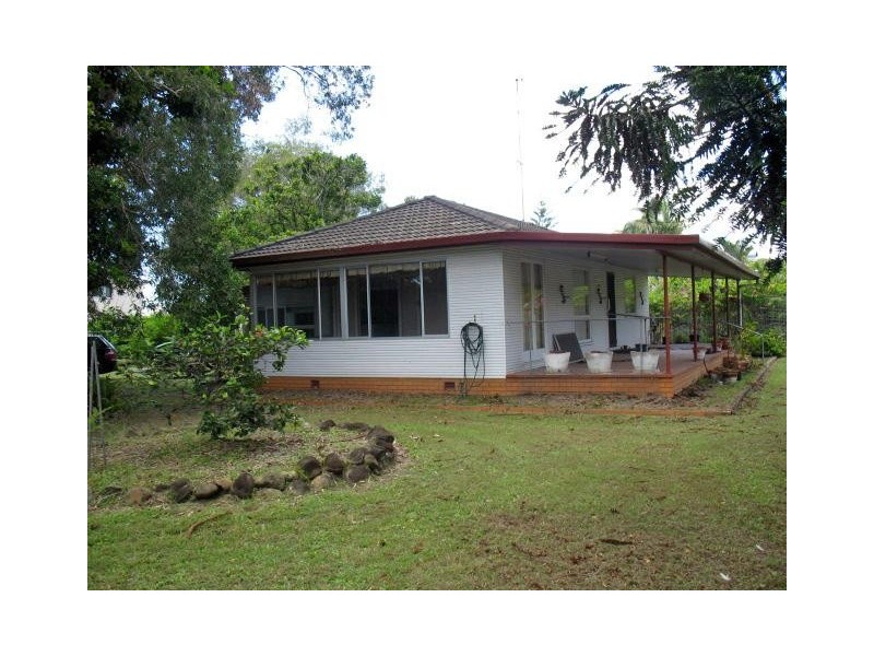 15 Annerley Avenue, Runaway Bay QLD 4216