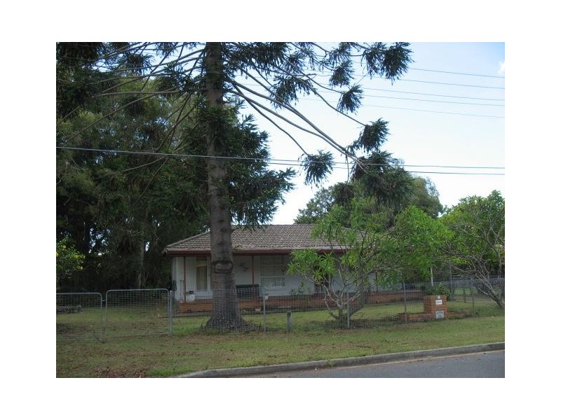 15 Annerley Avenue, Runaway Bay QLD 4216