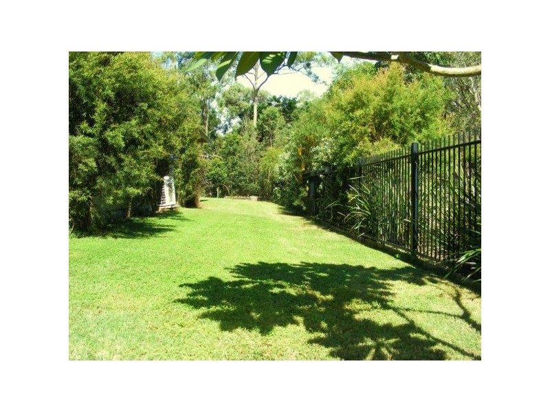 4 Truscot Place, Thornlands QLD 4164