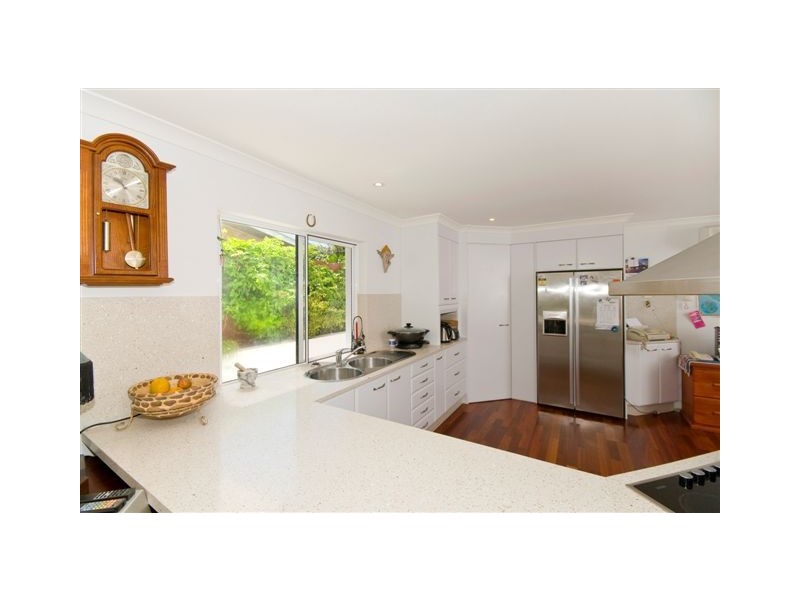 2/50 Rutledge Street, Coolangatta QLD 4225