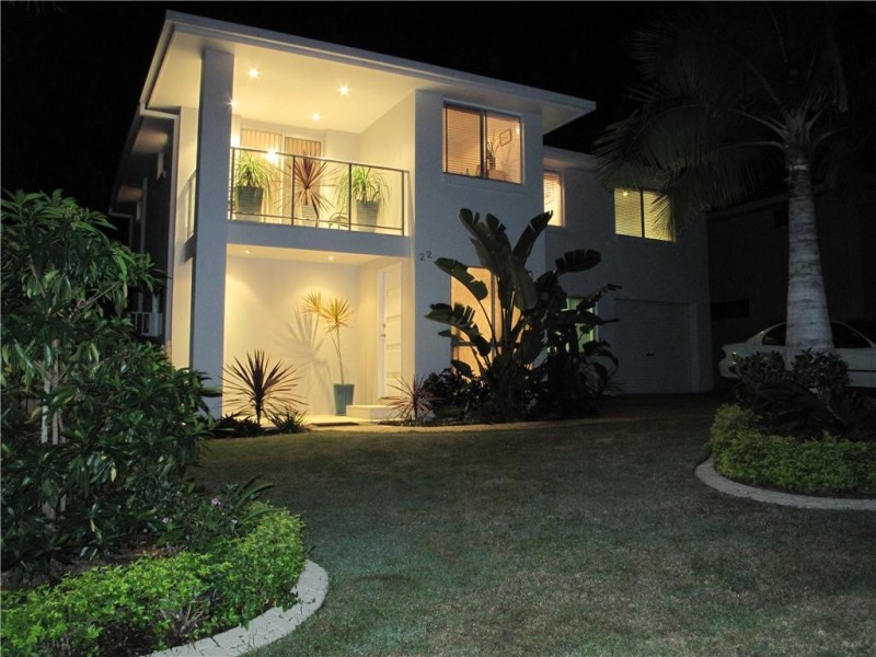 22 Pamrick Crescent, Clontarf QLD 4019