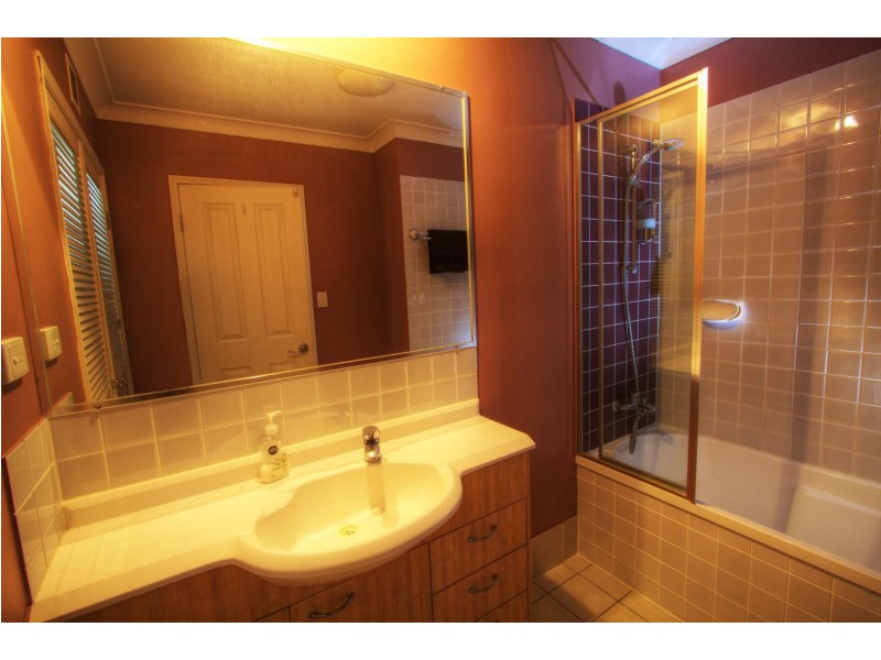 101/14 Markeri Street, Mermaid Beach QLD 4218