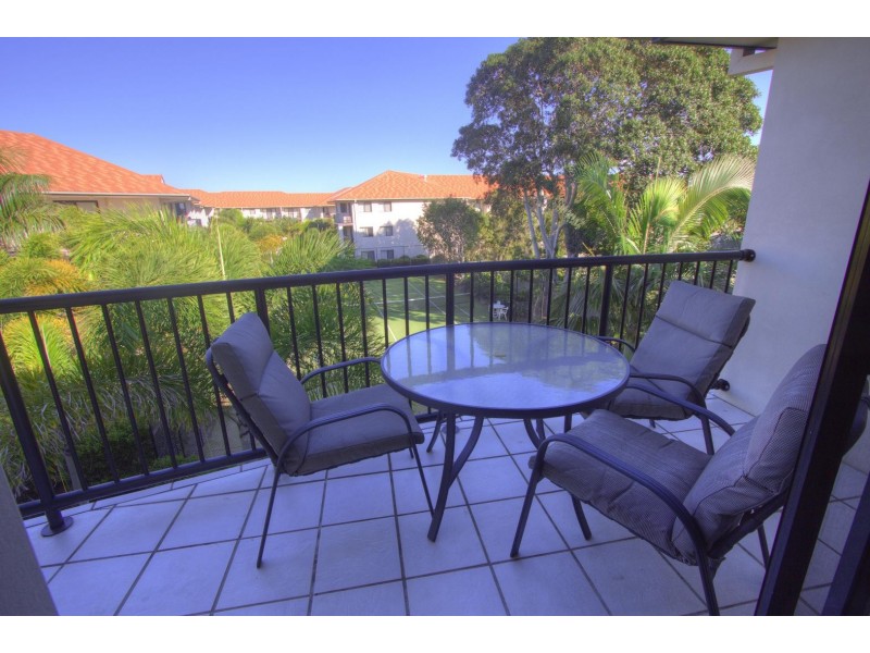 101/14 Markeri Street, Mermaid Beach QLD 4218