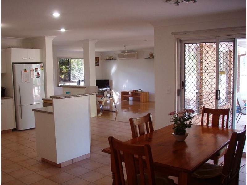 22 Peter Senior Ct, Parkwood QLD 4214