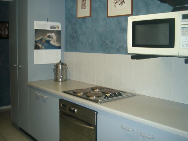 9 Cania Crescent, Petrie QLD 4502