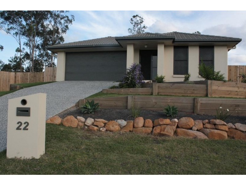 22 Eric Drive, Blackstone QLD 4304