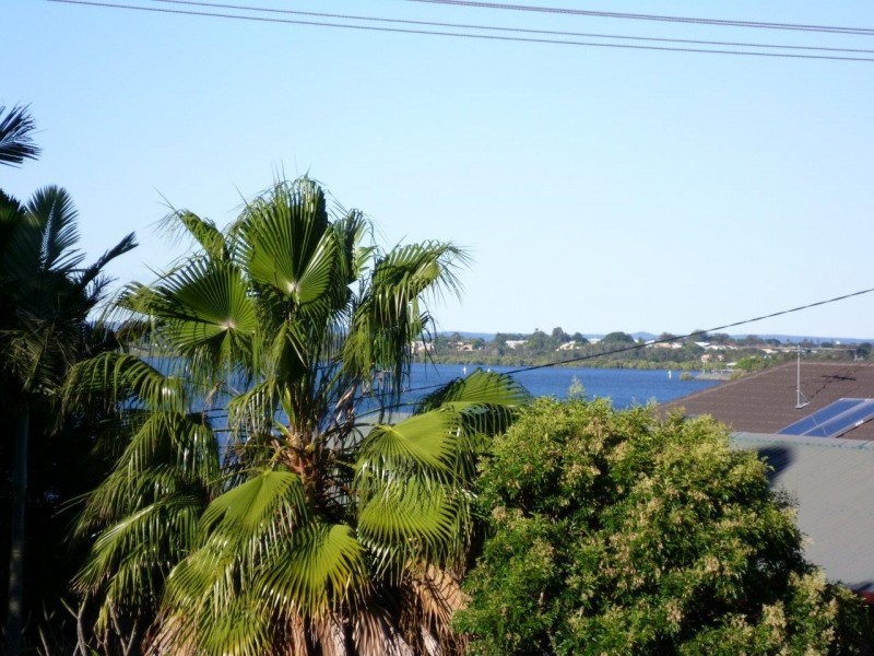 58 Mooroondu Road, Thorneside QLD 4158