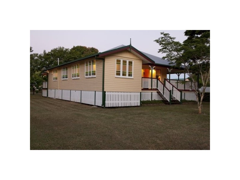 27 Gossner Street, Lucinda QLD 4850