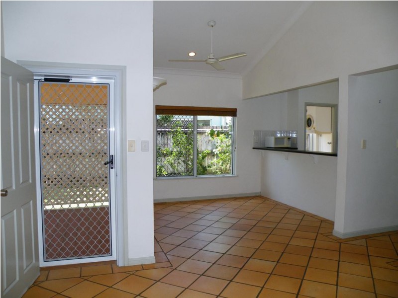 7 Garnet Street, Smithfield QLD 4878