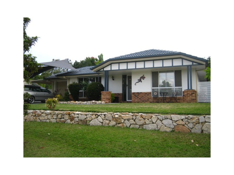 15 Queen Charlotte Court, Mudgeeraba QLD 4213