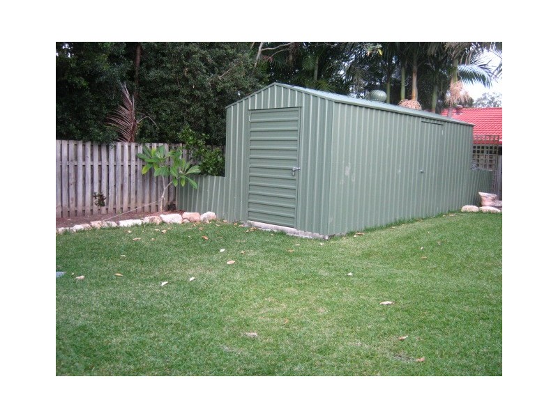 15 Queen Charlotte Court, Mudgeeraba QLD 4213