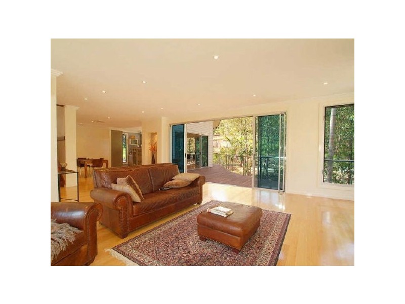 213 Taringa Parade, Taringa QLD 4068