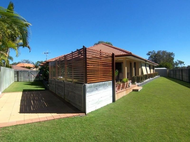 4 Shari Court, Bargara QLD 4670