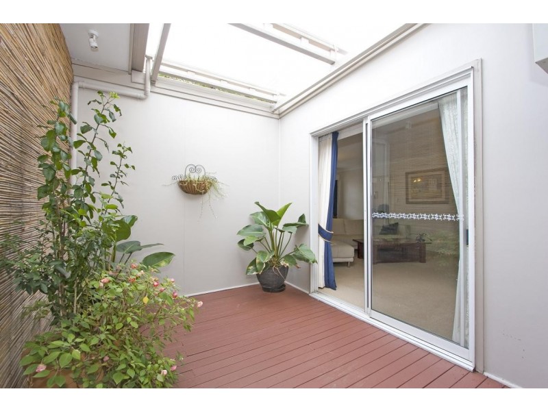 29 Galsworthy Street, Holland Park West QLD 4121