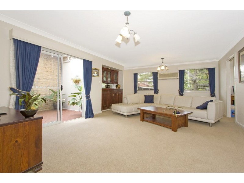 29 Galsworthy Street, Holland Park West QLD 4121