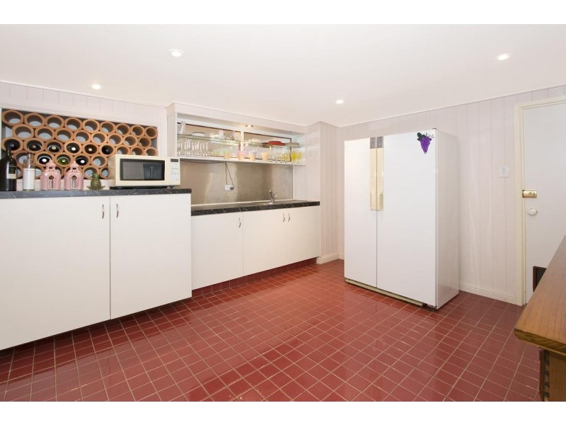 29 Galsworthy Street, Holland Park West QLD 4121