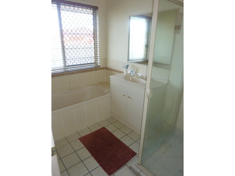 18 Statesman Circuit, Sippy Downs QLD 4556