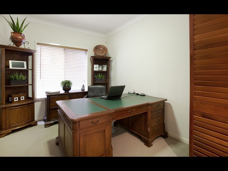 52 Kelsey Street, Coorparoo QLD 4151
