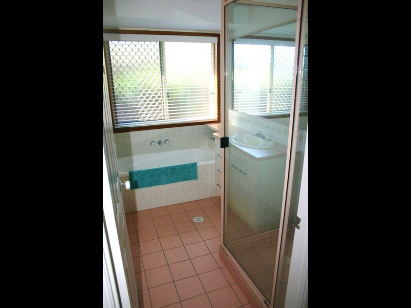 16 Woodglen Close, Bargara QLD 4670