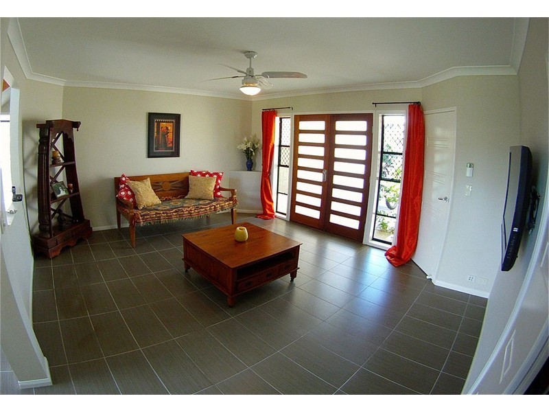 49 The Esplanade, Jacobs Well QLD 4208