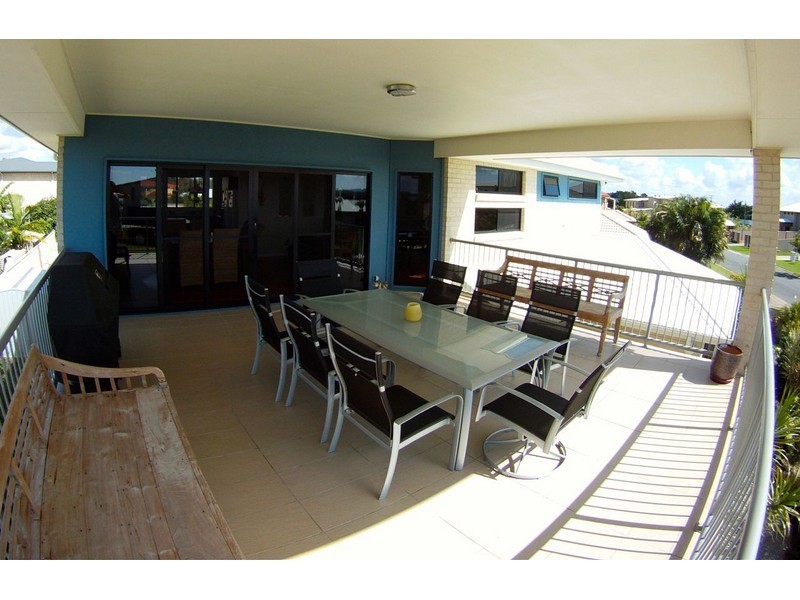 49 The Esplanade, Jacobs Well QLD 4208