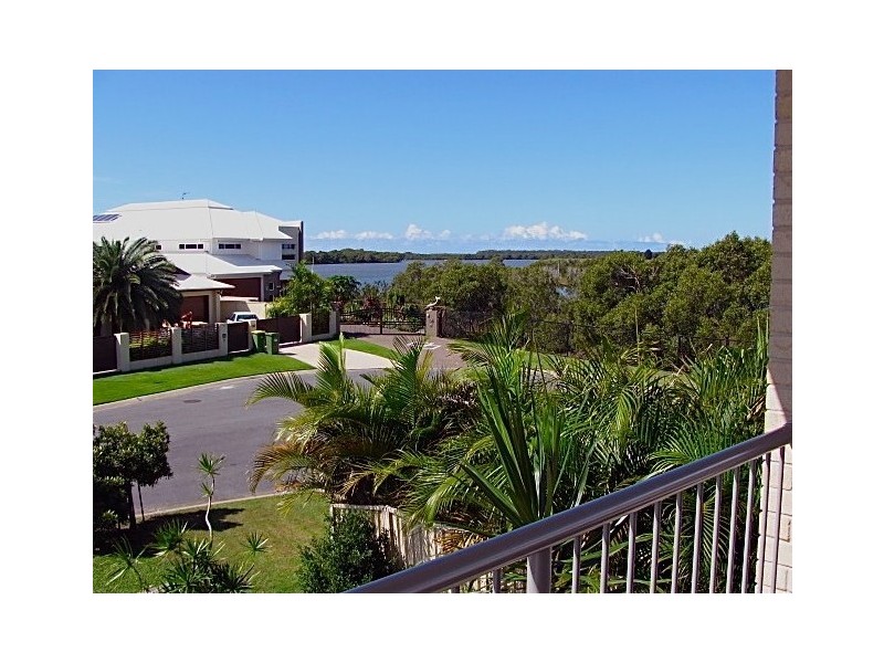 49 The Esplanade, Jacobs Well QLD 4208