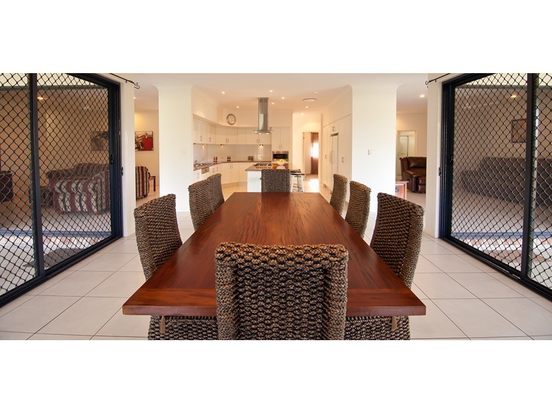 2 Barlee Place, Maudsland QLD 4210