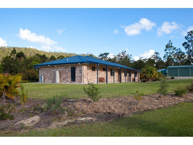 2 Barlee Place, Maudsland QLD 4210