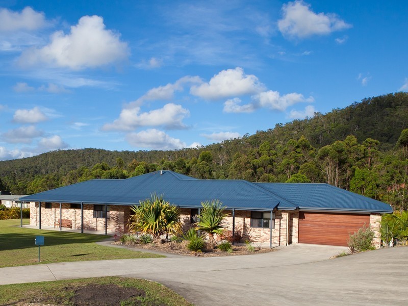 2 Barlee Place, Maudsland QLD 4210