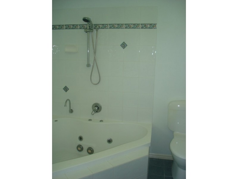 11 Lakeview Court, Joyner QLD 4500