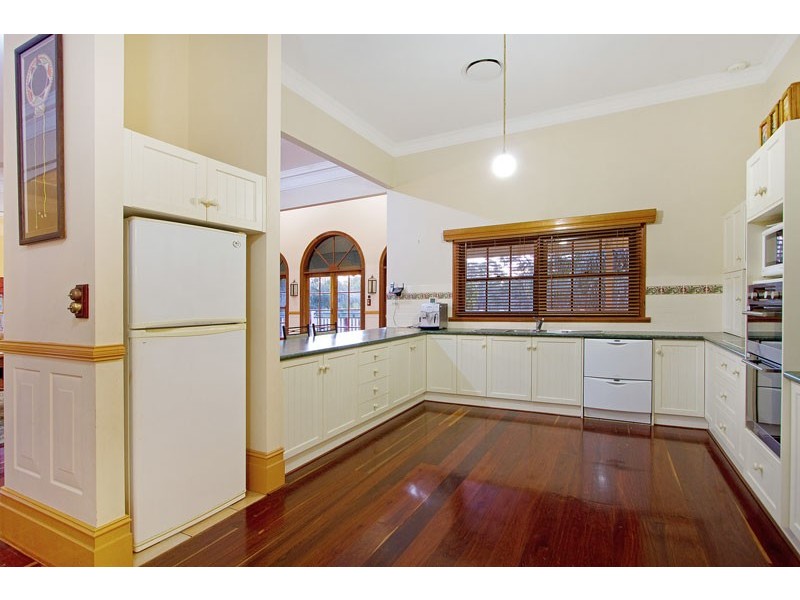 149 Campbell Parade, Beachmere QLD 4510