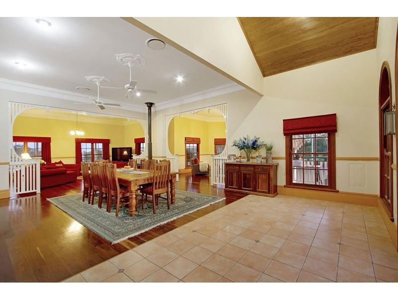 149 Campbell Parade, Beachmere QLD 4510