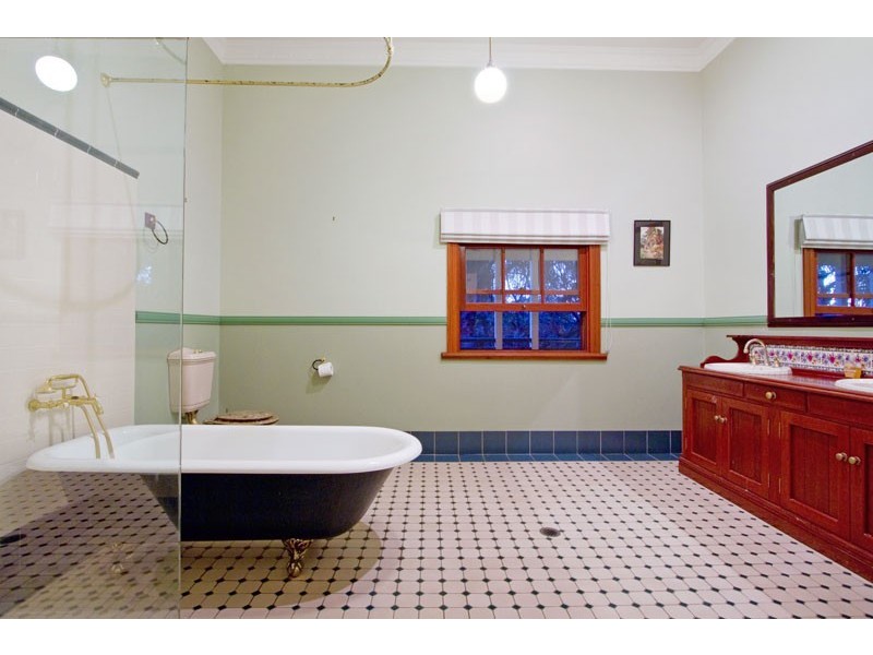 149 Campbell Parade, Beachmere QLD 4510