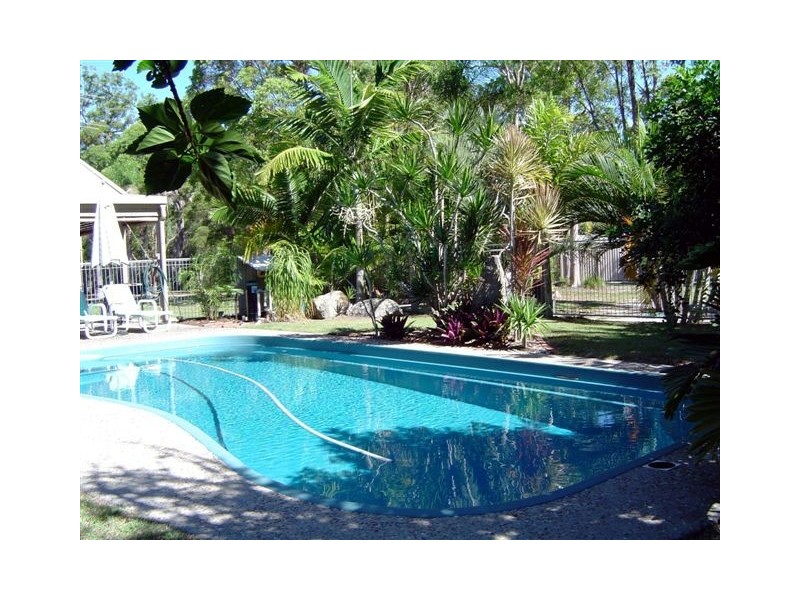 2452 Round Hill Road, Agnes Water QLD 4677