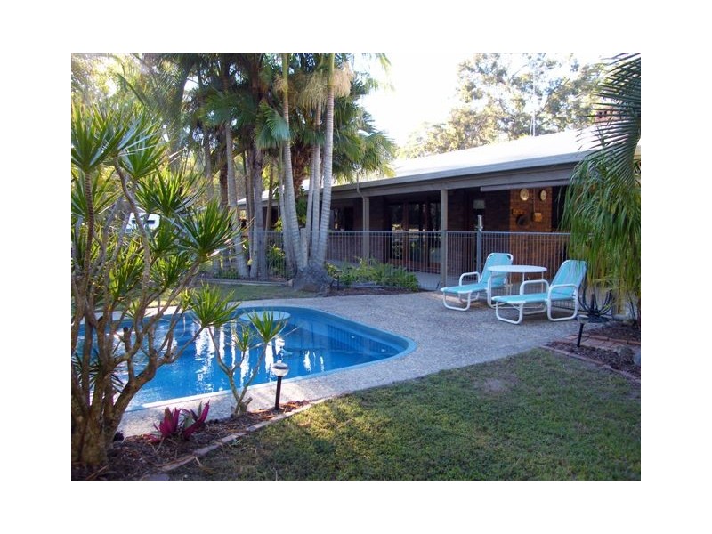 2452 Round Hill Road, Agnes Water QLD 4677