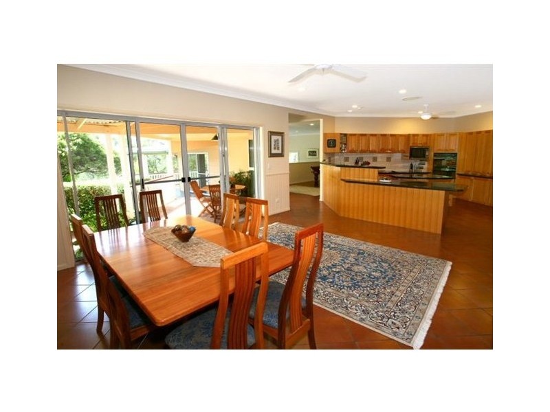 49 Garlinge Court, Bonogin QLD 4213