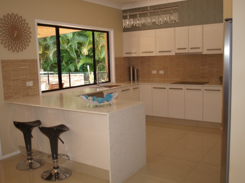 7 Ranier Crescent, Varsity Lakes QLD 4227