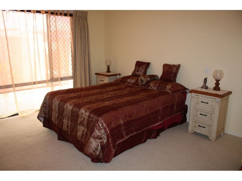 1 Twin Lakes Drive, Murrumba Downs QLD 4503