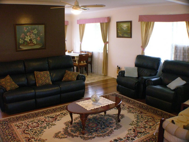 21 Azalea Avenue, Daisy Hill QLD 4127