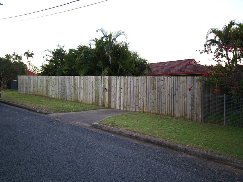16 Milgate Street, Collingwood Park QLD 4301