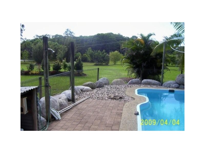 10 Meadow Road, Julatten QLD 4871